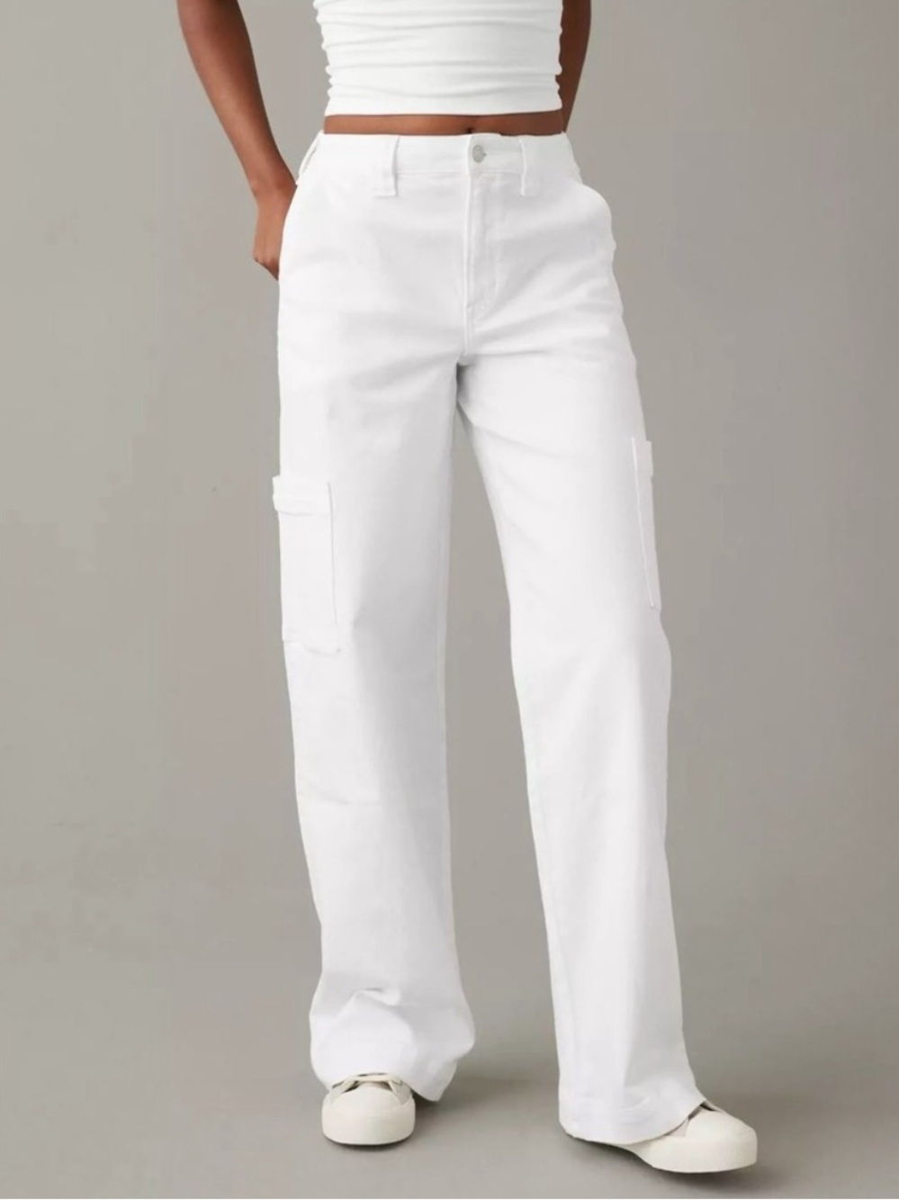 NWT American Eagle White Super High-Rise Baggy Wide Leg Cargo Jeans